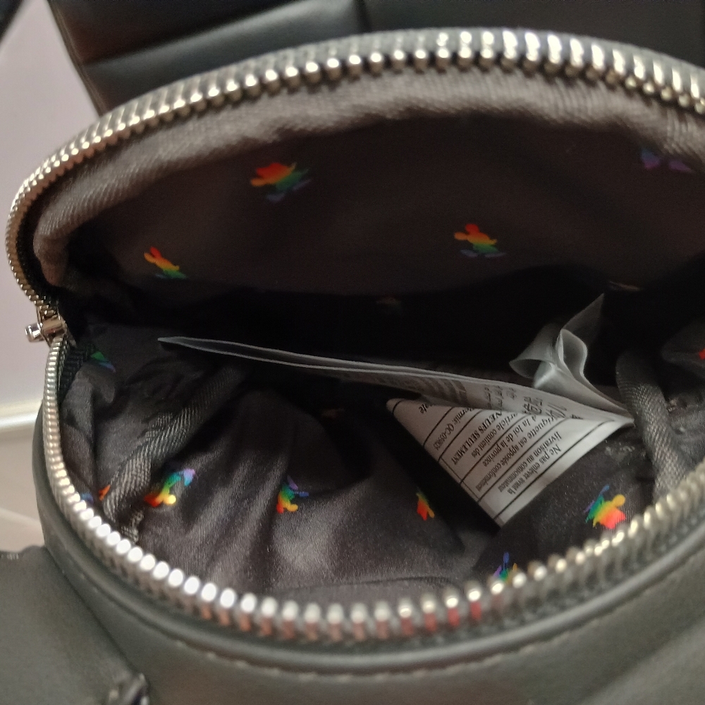 LOUNGEFLY Mickey Mouse Pride Wristlet Belt bag - Picture 4 of 4